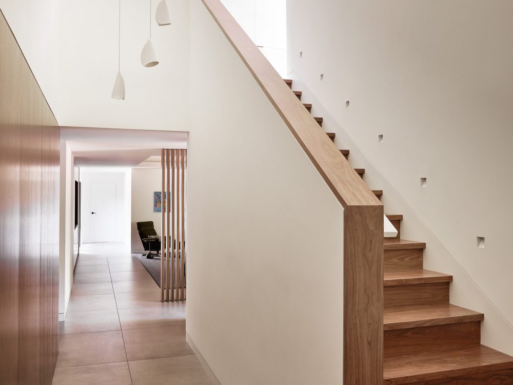 4078_HappyValley_Stairs_01